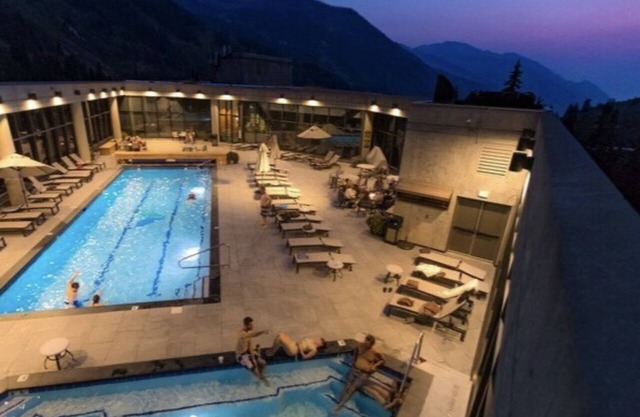 Ski in Ski out at the Cliff Lodge!