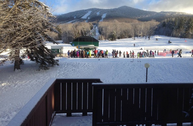 Ski In Ski Out Condo familial spacieux à quelques pas de l'ascenseur et de la base Lodge
