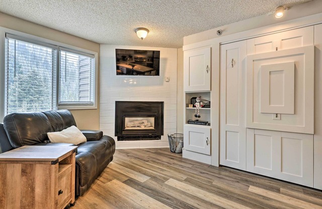 Ski-In/Ski-Out Winter Park Condo w/ Balcony!