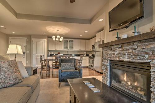 Ski-inandOut Granby Ranch Condo with Balcony