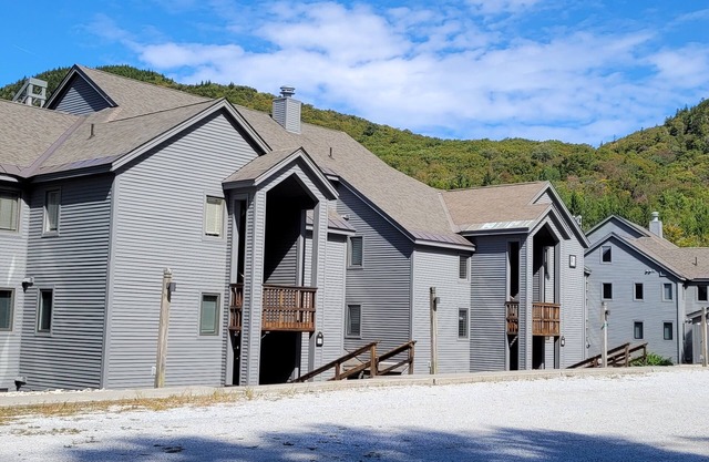Ski, RIde, Walk On/Off Condo On Pico at Killington