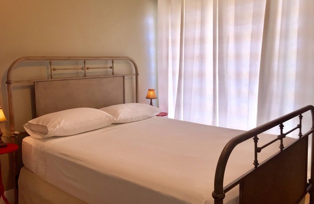Skiers International Crash Pad