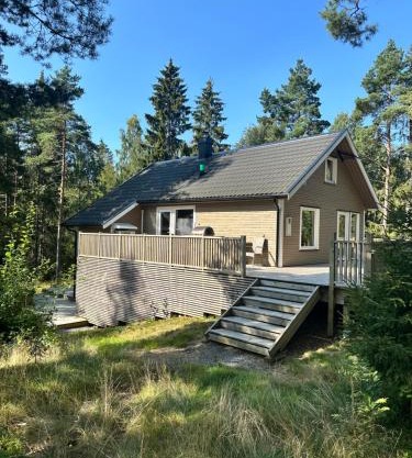 Skogsro heim i Båstad, Indre Østfold kommune, Østfold