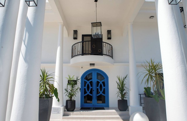 Sky's Villa Resort