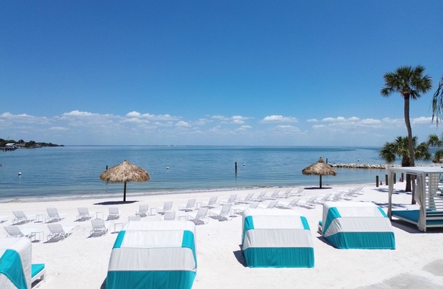 SkyBeach Resort