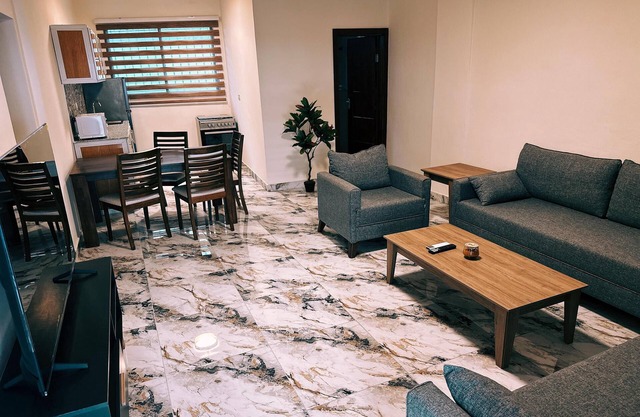 SkyBridge 2-Bedroom Apt. in central Monrovia with WiFi, Pool & Beach access.