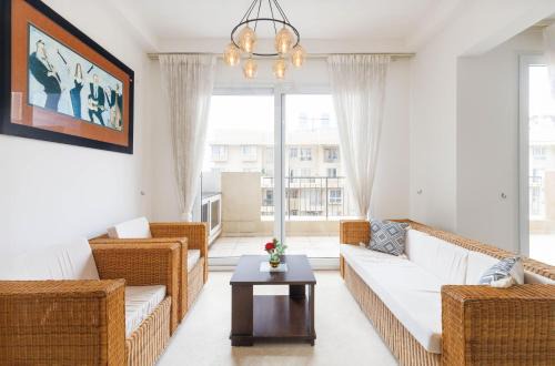 Skyline Haven by Red Olive - 4BHK - 30mins Airport