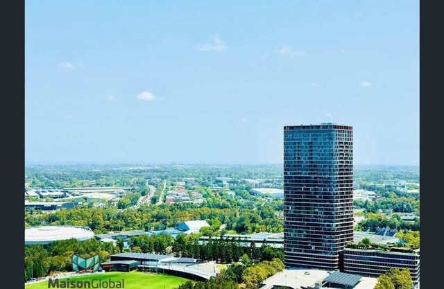 Skyline View 1BR @ Olympic Park | Balcony + Parking