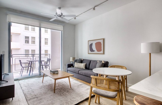 Sleek Coral Gables 1BR w/ W/D, Pool & Gym, near Shops, by Blueground