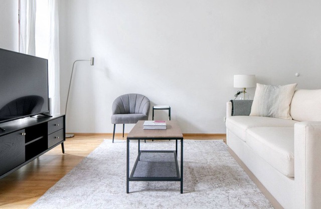 Sleek Hernals 1BR w/ Elevator, near Lidlpark & S-Bahn, by Blueground