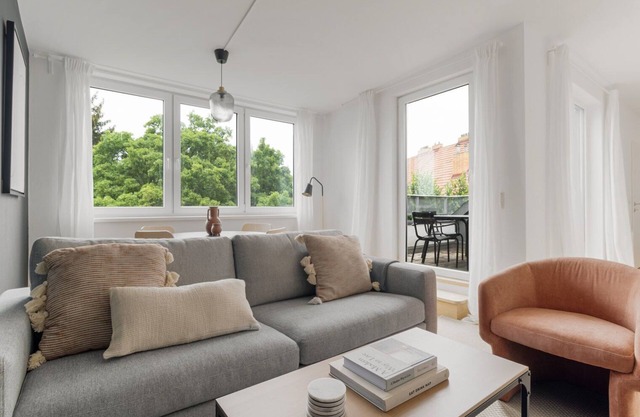 Sleek Hietzing 2BR w/ Community Garden & Private Terrace, by Blueground
