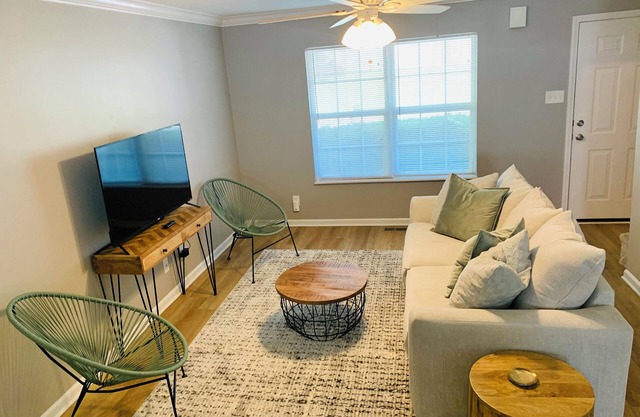 Sleek Retreat w/ Modern Fresh Vibes!