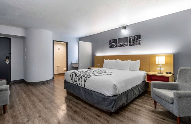 Sleep Inn & Suites