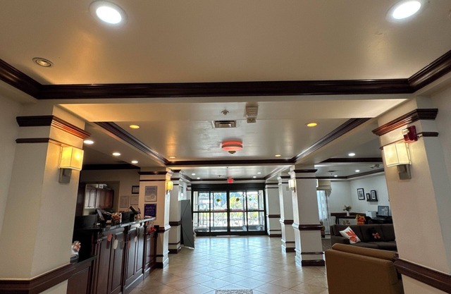 Sleep Inn And Suites Manchester