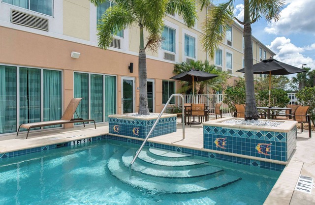 Sleep Inn & Suites Port Charlotte - Punta Gorda
