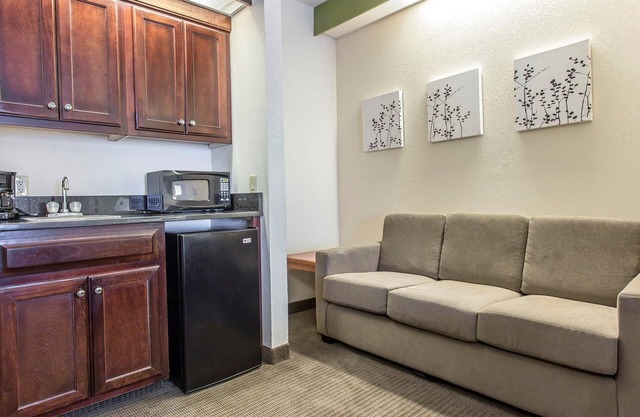 Sleep Inn & Suites