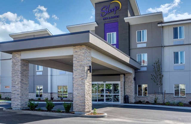 Sleep Inn & Suites