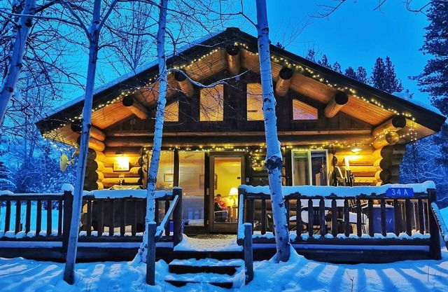 Loup endormi 1 chambre au Wolfridge Resort