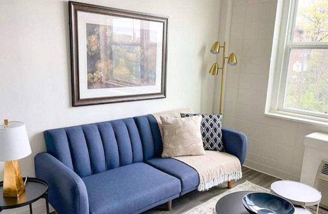 Sleepover: Marvelous 1BD/1BA + Gym - Downtown Cincinnati