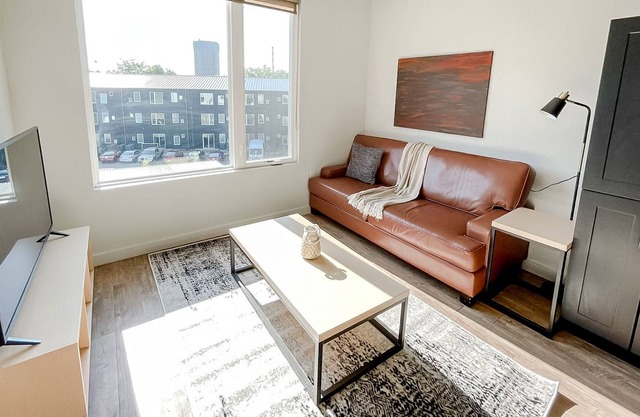 Sleepover: Spotless 1BD/1BA - Bowling Green
