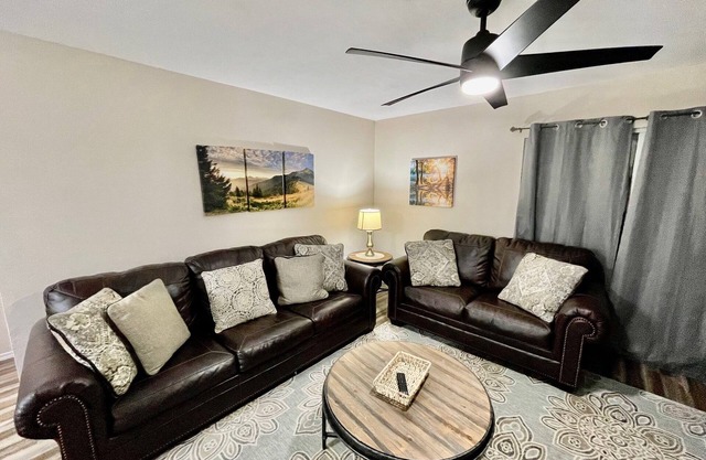 Sleeps 32! Quadruple the Fun! Four condos all together with 12 BDRM and 8 BATH