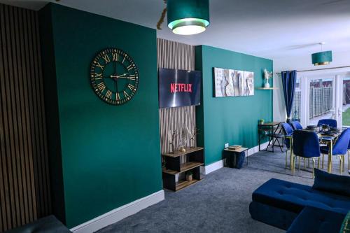 Sleeps17 Bliss 7-Bedroom Luxury Escape Birmingham