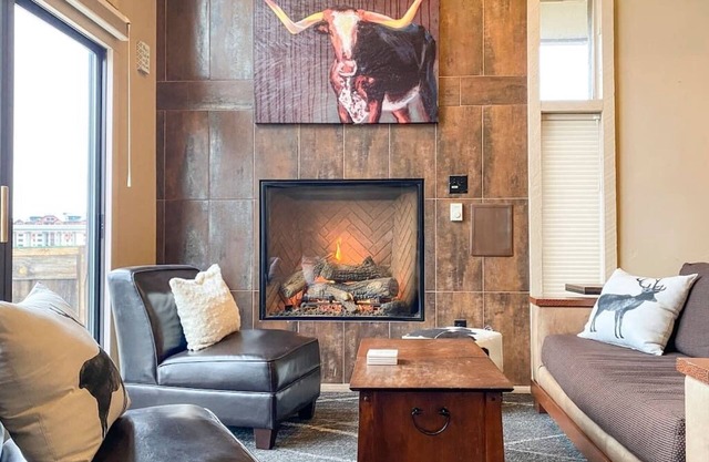 Slopeside Chalet Summ