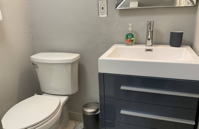 Small efficiency loft apt in back of duplex 3 story townhouse. No shared spaces.