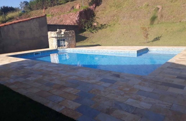 Petite ferme avec piscine près d'Atibaia