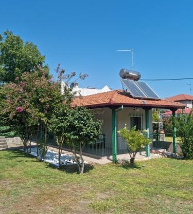 Small haven of privacy and tranquility in Milies Stavros