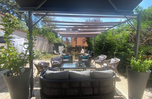 Petite maison T4, au calme avec jardin et terrasse.