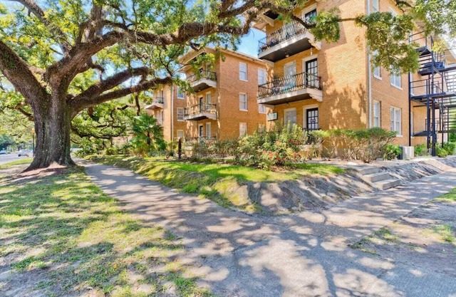 Condo de charme dans le quartier historique des jardins mobiles, venez explorer