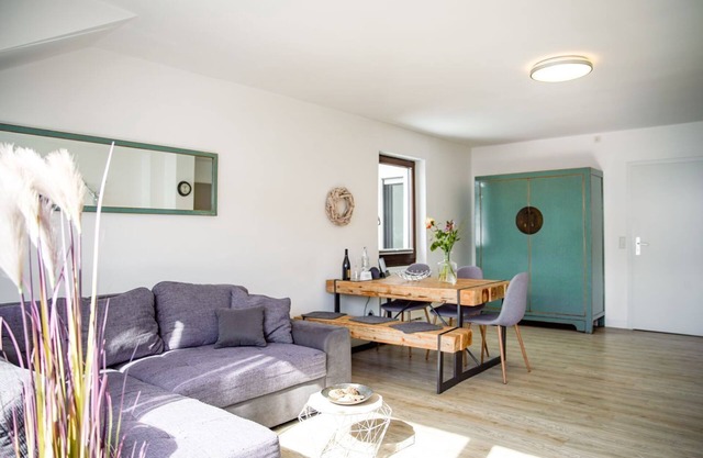 Smart Resorts - Haus Rubin - Ferienwohnung 107 mit 2 Schlafzimmern und Balkon, Max. 6 Personen -