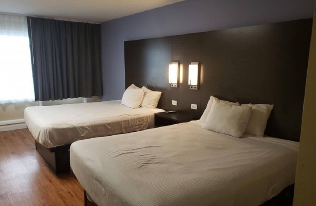 Smmoking 2 Queen Beds at Envi Boutique Hotel
