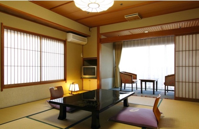 Smoking 10 tatami Japanesestyle room on the cit / Izu Shizuoka