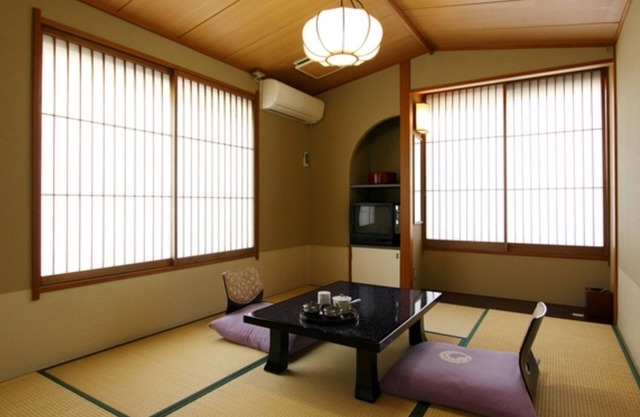 Smoking 6 tatami Japanesestyle room on the city / Izu Shizuoka