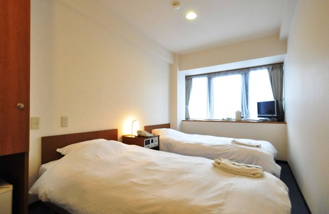 Smoking twin room without meals Recommended room / Nishinomiya Hyōgo