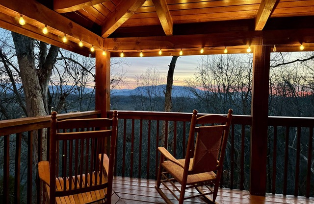 Your Private Mountain Cabin awaits at Bear Tracks!