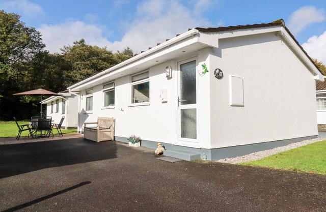 SMUGGLERS, pet friendly, with a garden in St Cleer