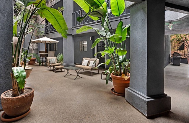 Snazzy Sawtelle 1BR, near shops & Century City by Blueground