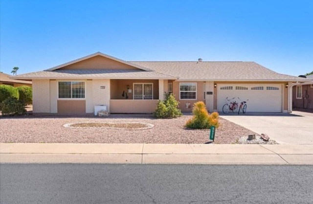 Snowbirds, golfers, outdoor and sports enthusiasts love Rey Madera Casa!