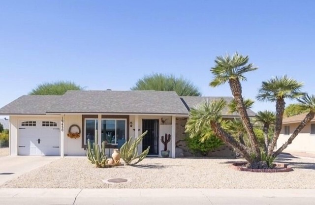 Adorable Casita, entièrement meublée avec patio de jardin.