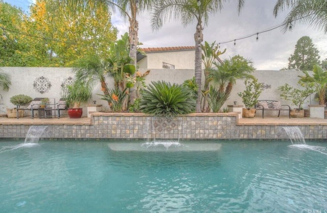 SoCal Lake House Getaway With Private Pool & Lake Access