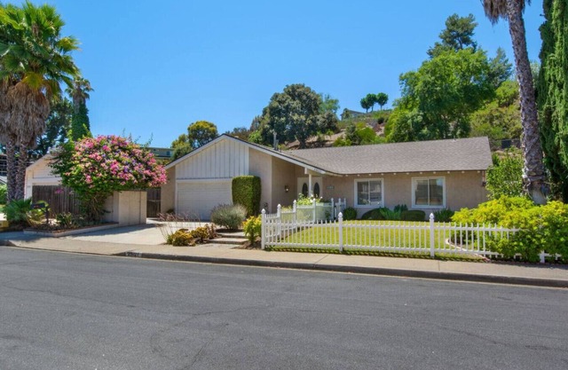 SoCal Serenity | Pool | Spa | FirePit | BBQ
