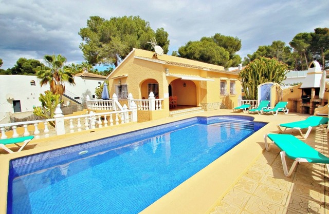 Sofia - maison de vacances avec piscine privée, Moraira