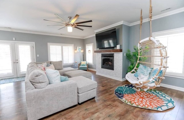 Sojourn Baycation 4 BR Beach House