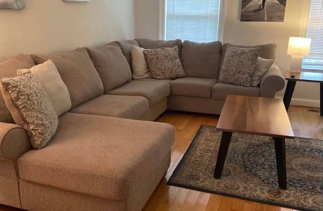 Sojourn | Sea Song Bungalow | 5 BR 3 BA