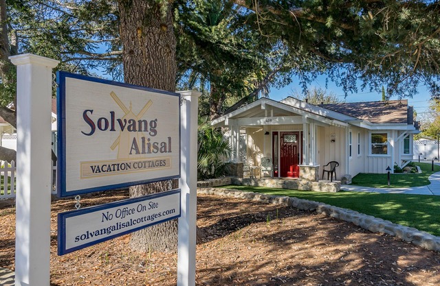 Solvang Alisal Cottages Orchid # 4