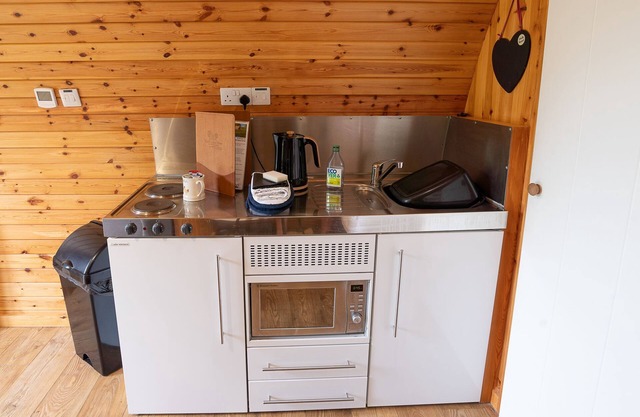 Somerset glamping pod with access to adventure activities.