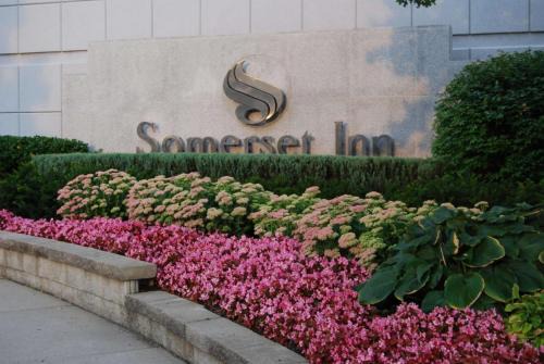 Somerset Inn Troy